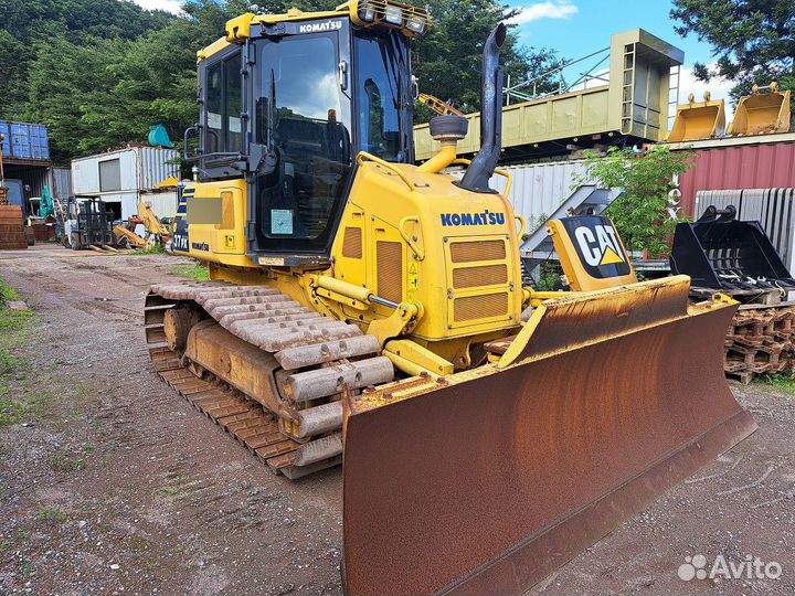 Komatsu D37EX-22, 2014