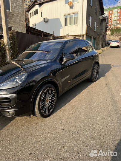 Porsche Cayenne 3.0 AT, 2016, 190 000 км