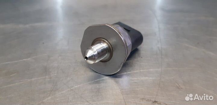 Датчик давления топлива Skoda Octavia A5 BVZ 2007