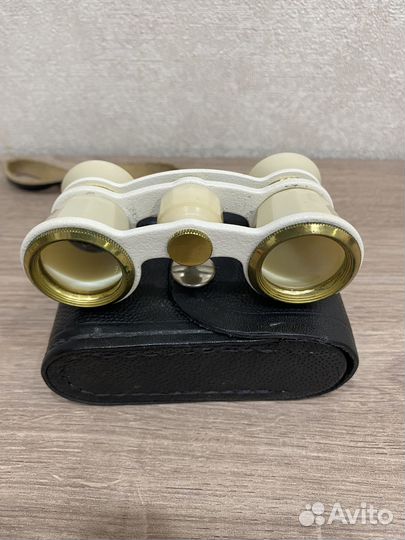Театральный бинокль