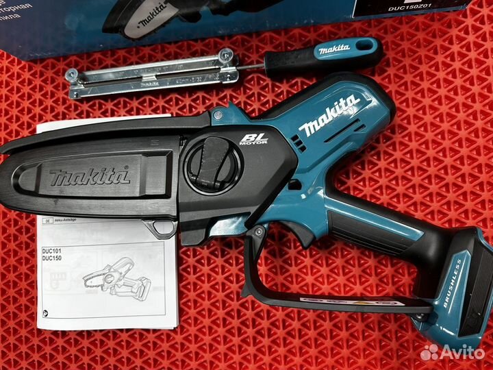 Аккумуляторная цепная пила Makita DUC150Z