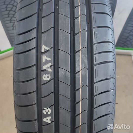 Kumho Ecsta HS51 215/60 R17 96H