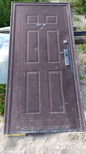 Дверь входная металлическая