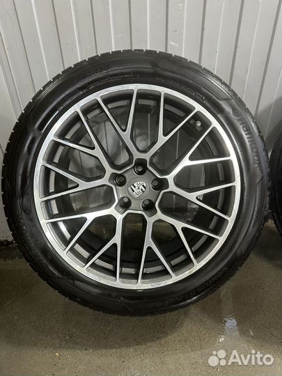 Hankook Ventus S1 Evo3 SUV K127A 265/45 R20 и 295/40 R20 104Y