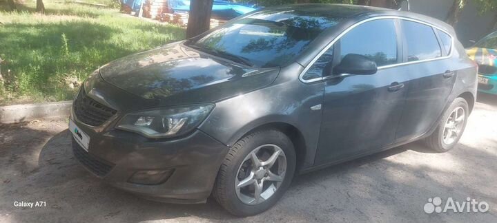 Opel Astra 1.6 AT, 2010, 208 327 км