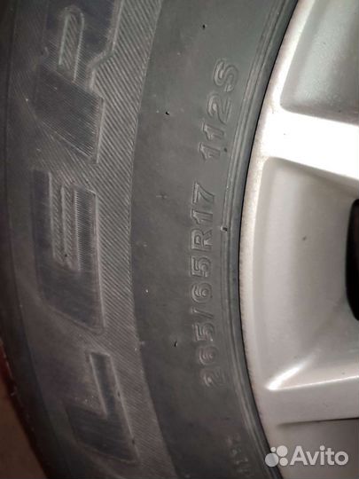 Bridgestone Dueler H/T 684II 265/65 R17 112S