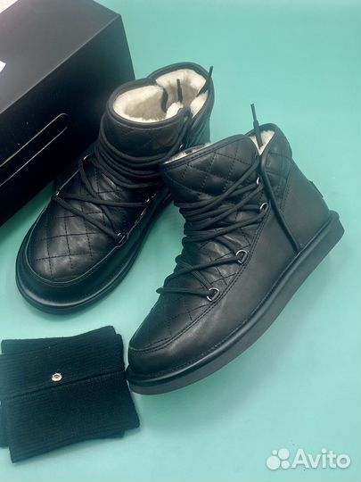 Угги женские Ugg Lodge Mini Leather Black