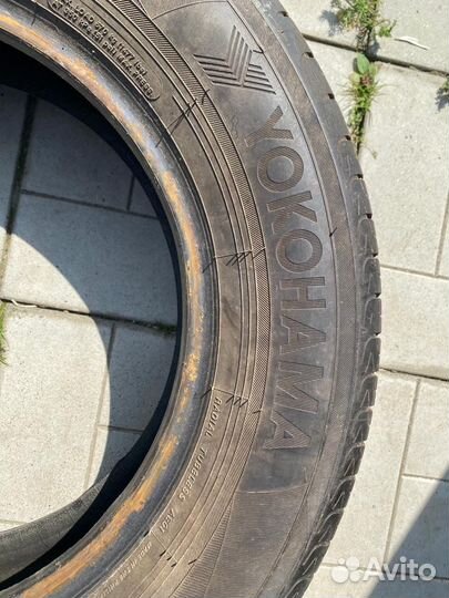 Yokohama BluEarth AE01 205/65 R15 94H