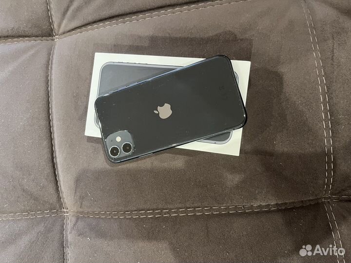 Телефон iPhone 11 black