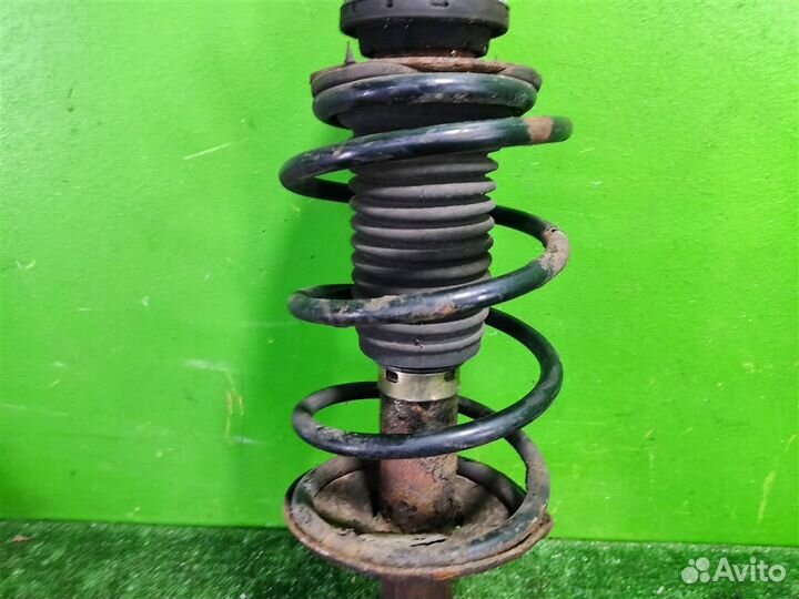 Стойка амортизатора передняя правая Chevrolet Spa