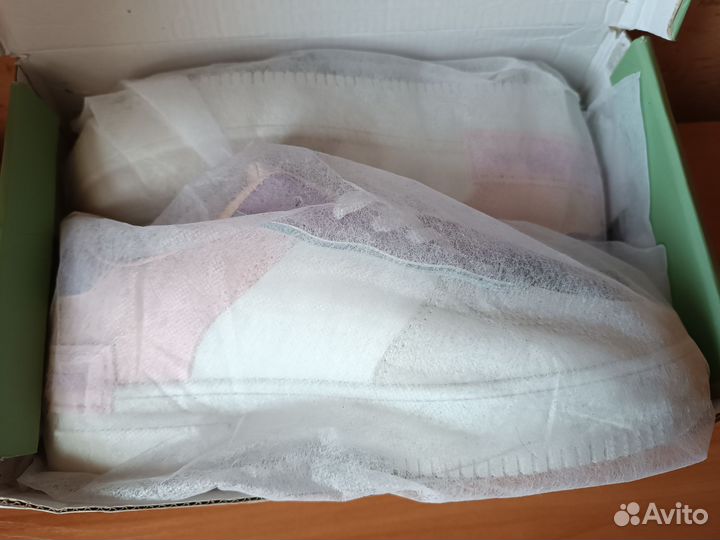 Новые кроссовки