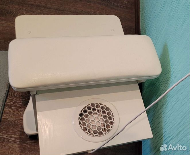 Вытяжка для педикюра