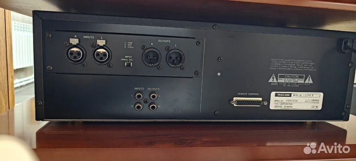 Кассетная дека Tascam 122MK III