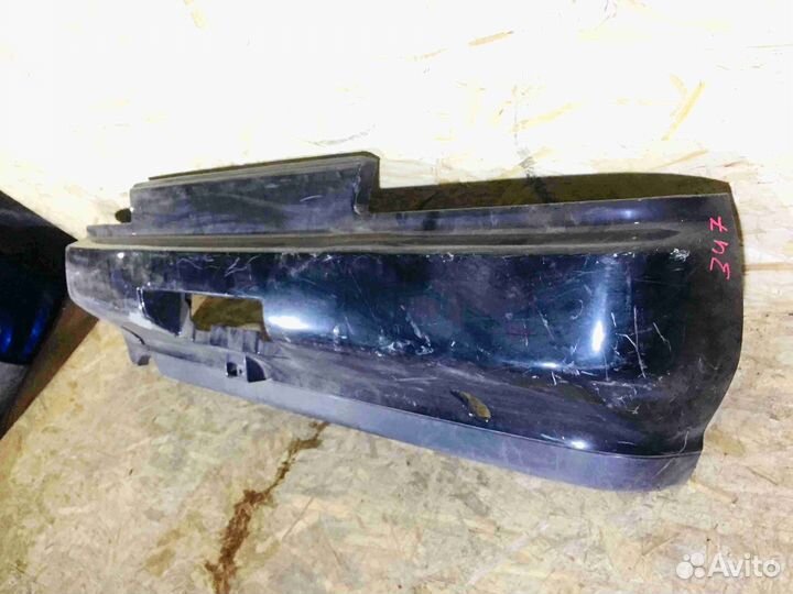 Бампер задний sedan Nissan Skyline R32 Чёрныйдефек