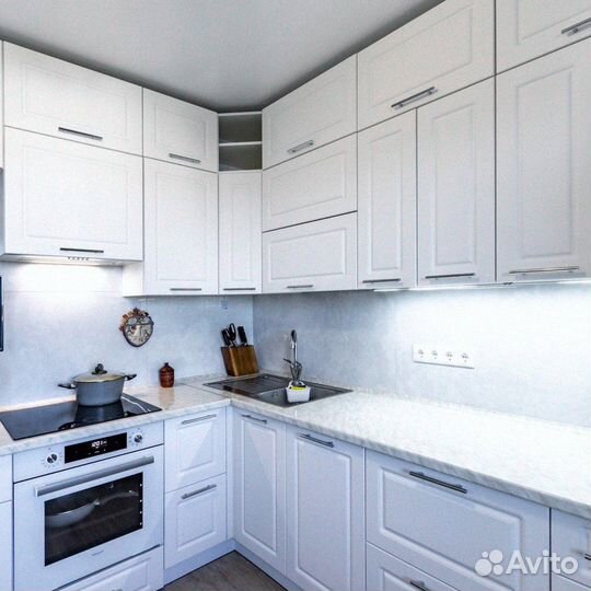 Кухонный гарнитур / угловая кухня