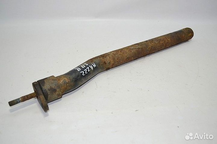 Кронштейн крыла ведущего моста, передний правый MA