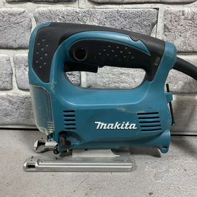 Лобзик Makita 4329