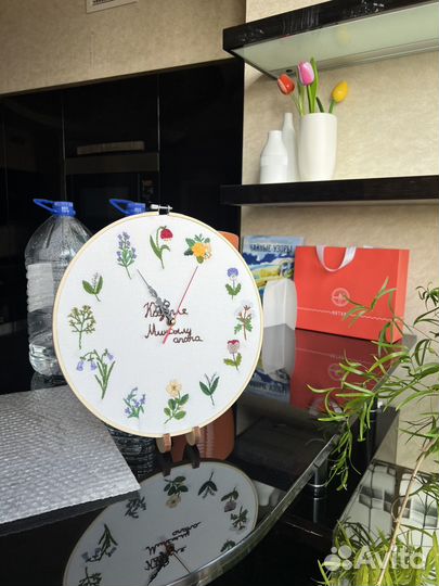 Часы ручной работы в подарок