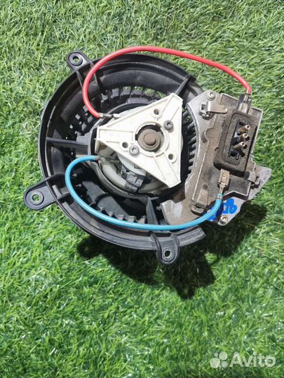 Моторчик отопителя Mercedes-Benz CLK-Class I W208