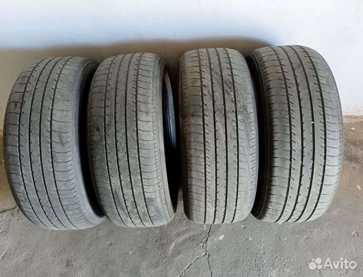 Yokohama BluEarth E70 215/55 R17 94V