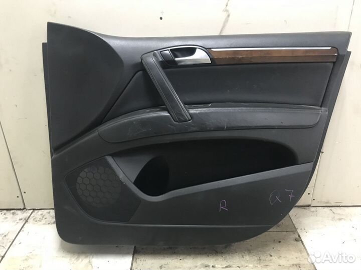 Обшивка двери передняя правая Audi Q7 4L 2006-2010