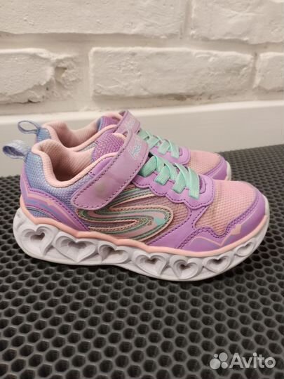 Кроссовки Skechers 29(18, 5)состояние отличное