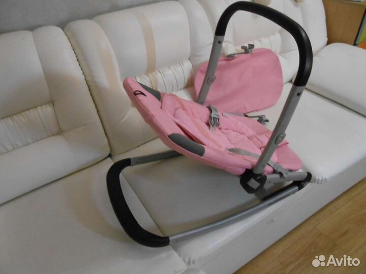 Люлька переноска PegPerego с музыкой и козырьком