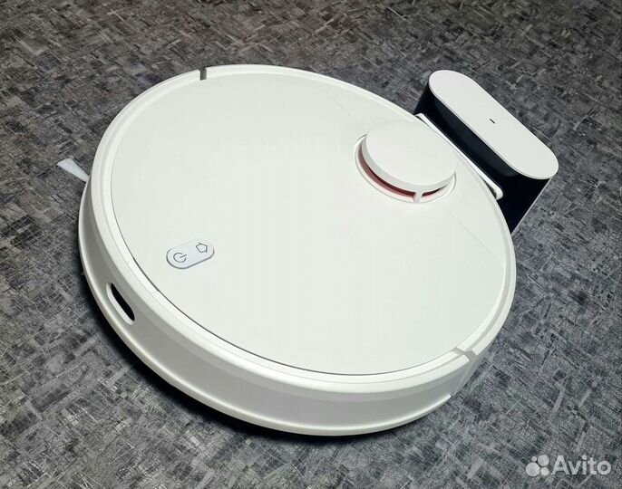 Моющий робот пылесос Xiaomi vacuum mop c3. Новый