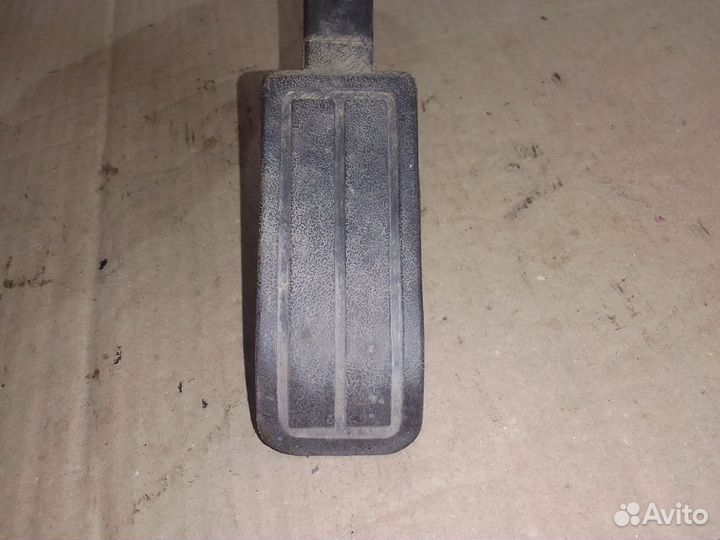 Педаль газа Volkswagen Passat B 3