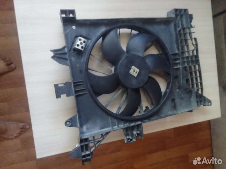 Вентилятор радиатора на Рено Дастер
