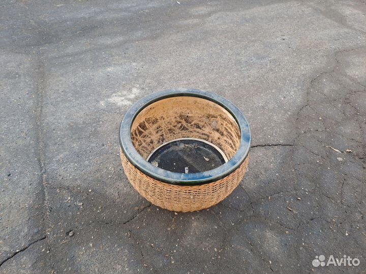 Кашпо для цветов большое