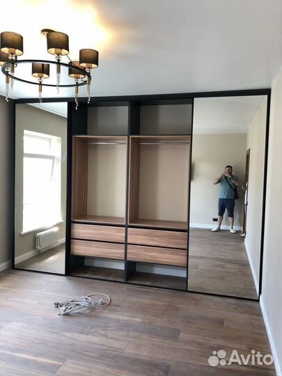 Шкаф купе с зеркалом на заказ