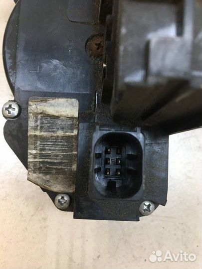 Замок задней левой двери Geely Emgrand EC7