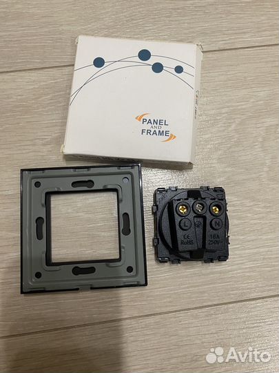Рамка для розеток и выключателей стекло 4 шт
