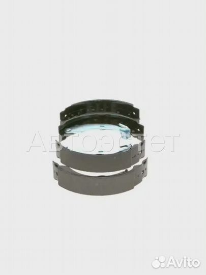 Тормозные колодки барабанные задний мост 0 986 487 664