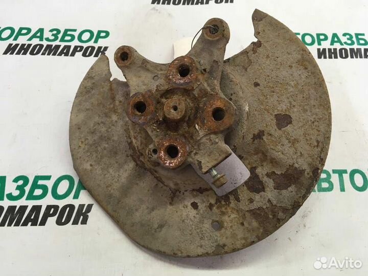 Цапфа правая для Mazda 6 2002-2007г