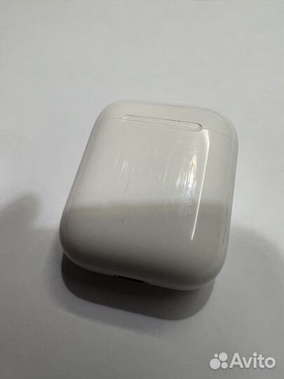 AirPods (2) A2031 кейс и правый наушник