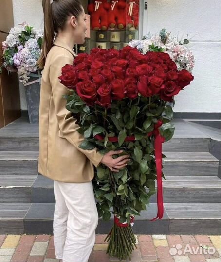 Цветы и букеты с доставкой