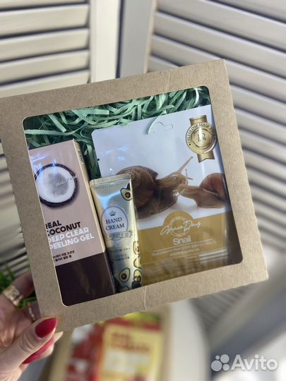 Подарочный бокс