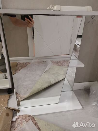 Щкаф с зеркалом в ванную