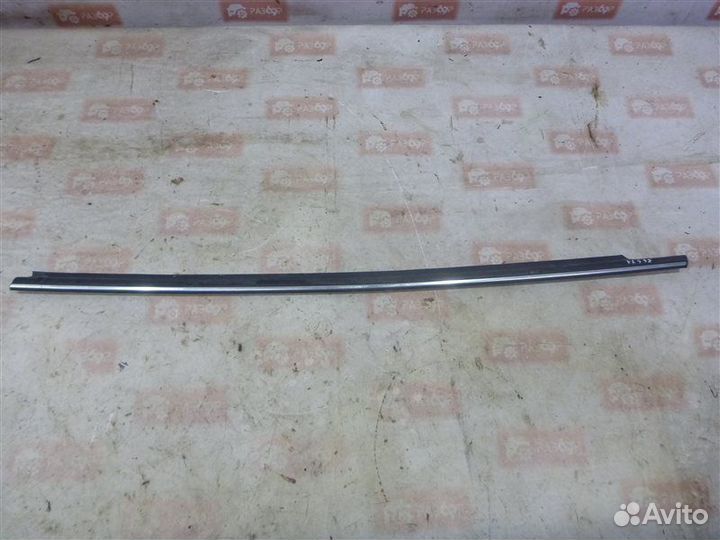 Уплотнитель стекла двери бархотка передний левый