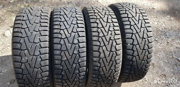 Pirelli Ice Zero 205/55 R16