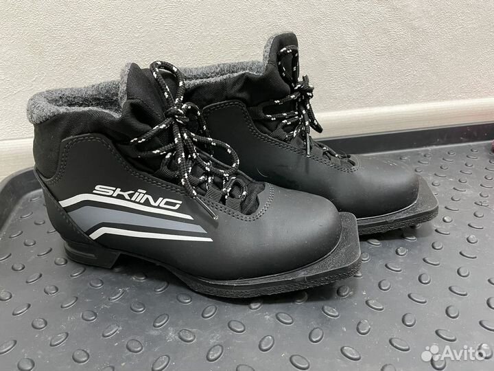 Ботинки для лыж