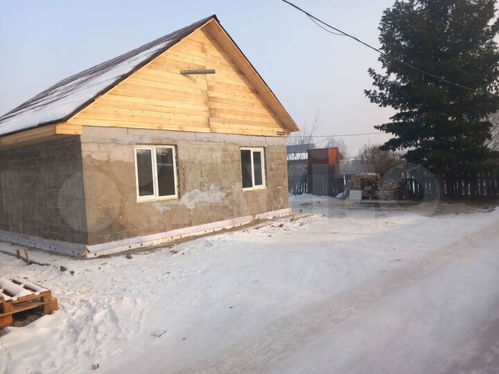 Дом 65,7 м² на участке 6 сот.