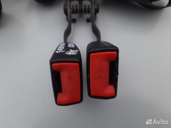 Задние ремни безопасности Ford Mondeo 3