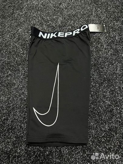 Шорты Nike компрессионные