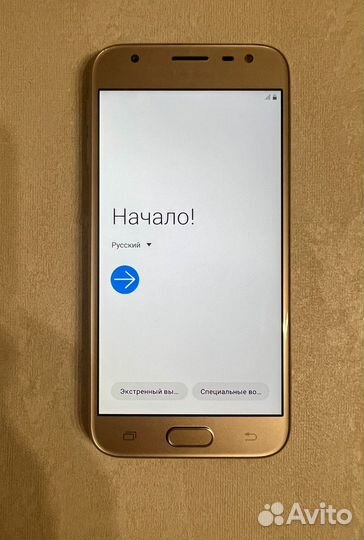 Телефон Samsung j3