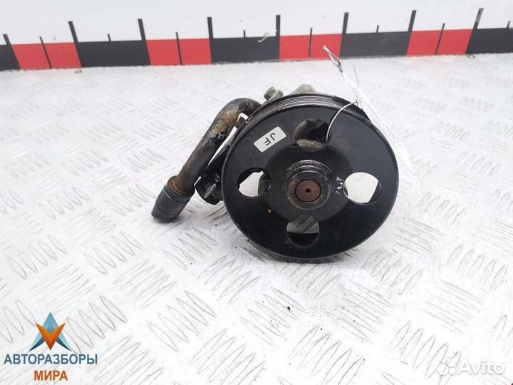 Насос гидроусилителя руля Kia Carens 2 2005