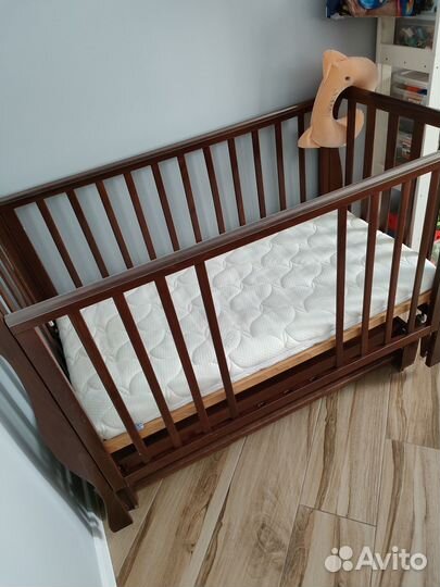 Детская кровать фирмы 