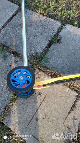 Самокат детский трехколесный